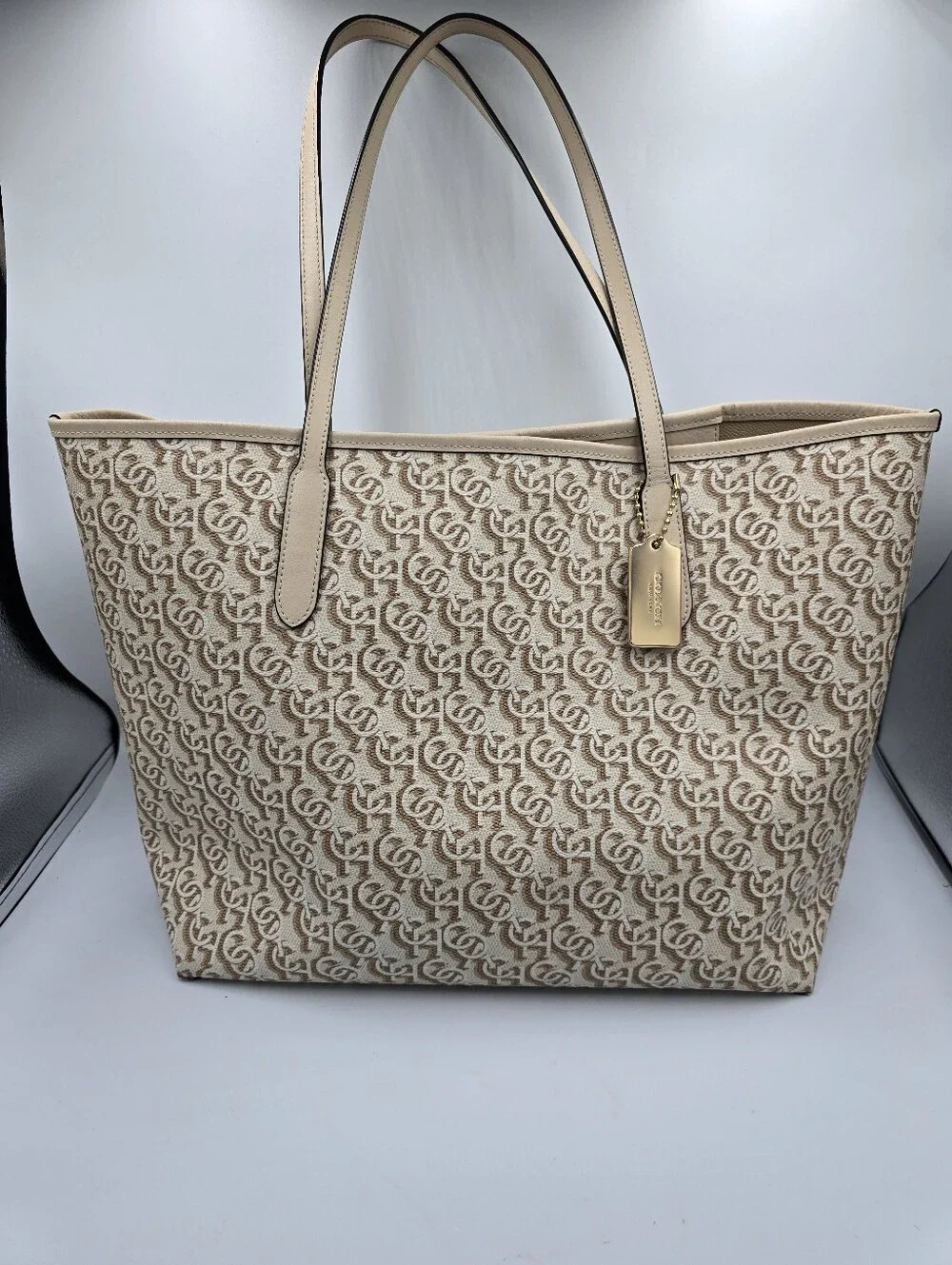 COACH CF342 Beige Monogram Coated Canvas Large City Tote Bag Gold Accent *INK*